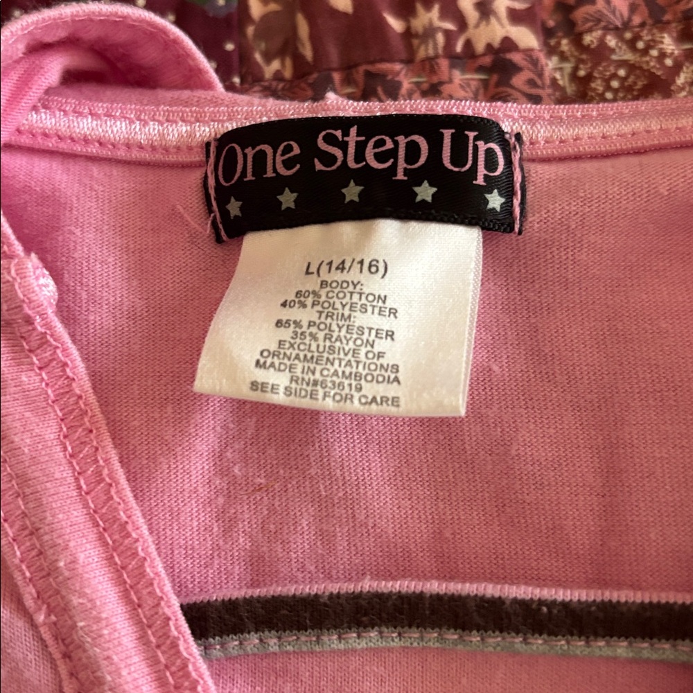 One step up t-shirt with hood, size L (14/16) - Picture 2 of 4